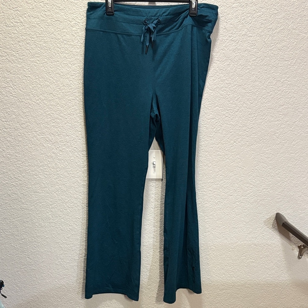 Gaiam yoga pants